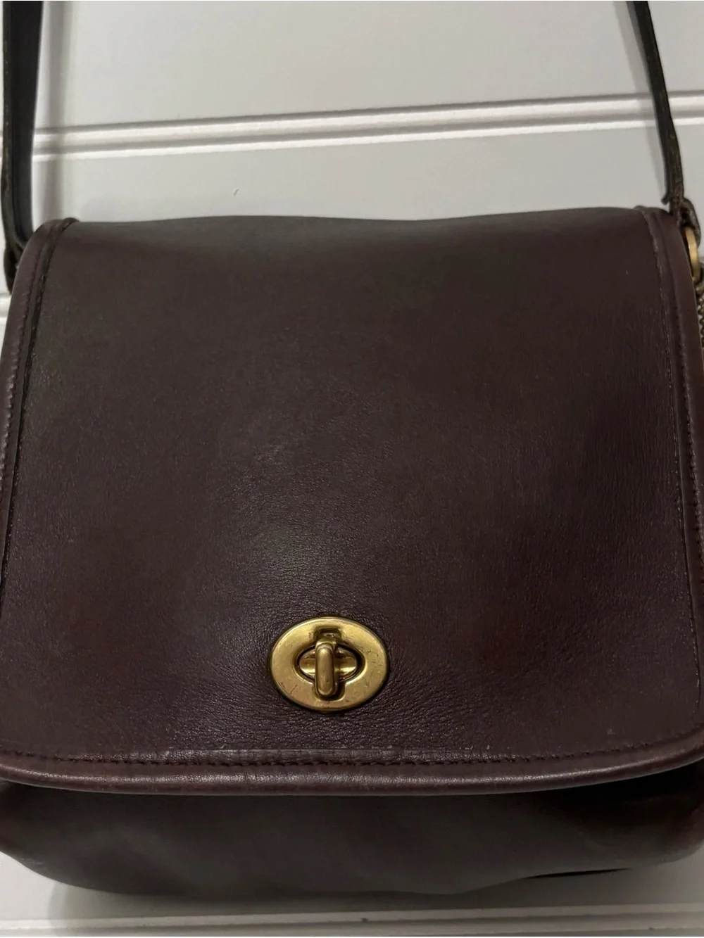 COACH Vintage Companion Flap Brown Leather Small Crossbody Shoulder Bag 9076